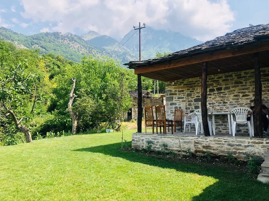 Guest House Qafe Dardha - Tomorr National Park Qafe Dardhe