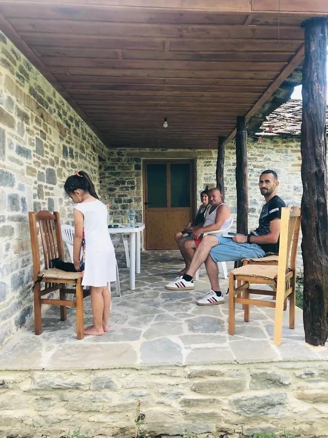 Guest House Qafe Dardha - Tomorr National Park Qafe Dardhe 0*,