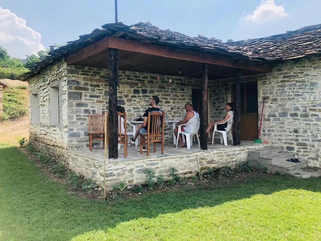 Guest House Qafe Dardha - Tomorr National Park Qafe Dardhe