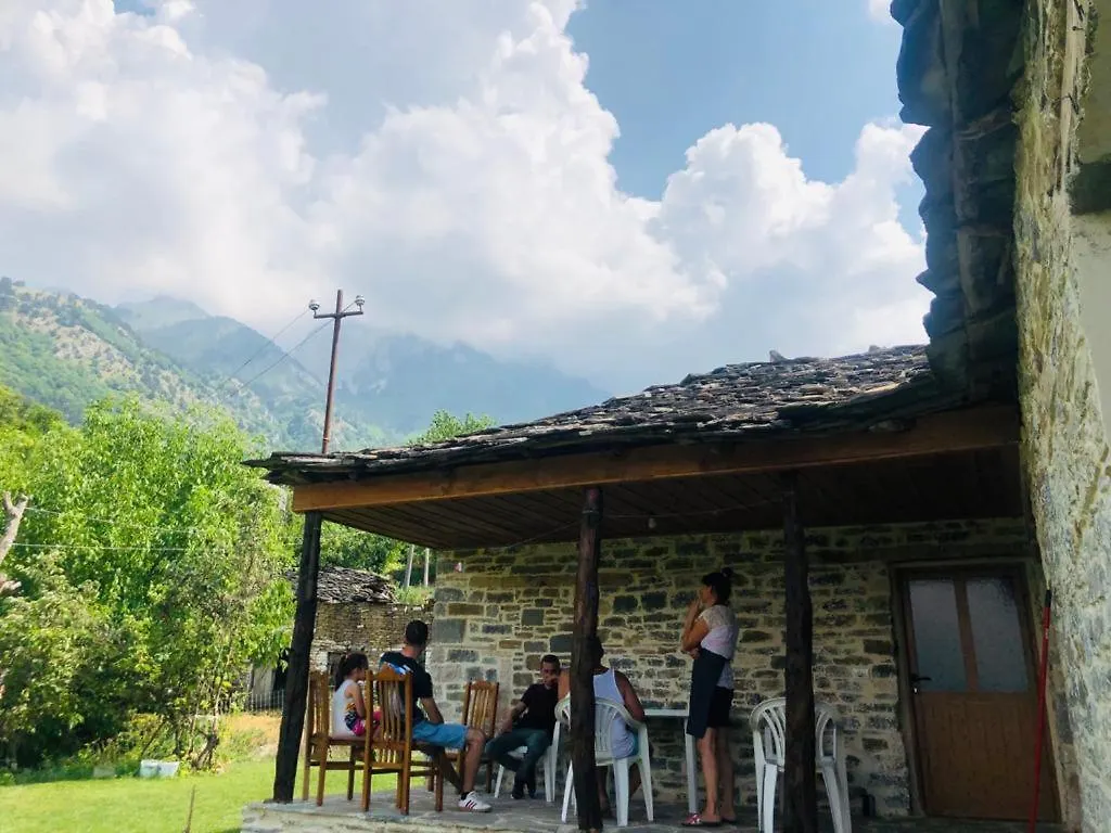 Guest House Qafe Dardha - Tomorr National Park Qafe Dardhe 0*,