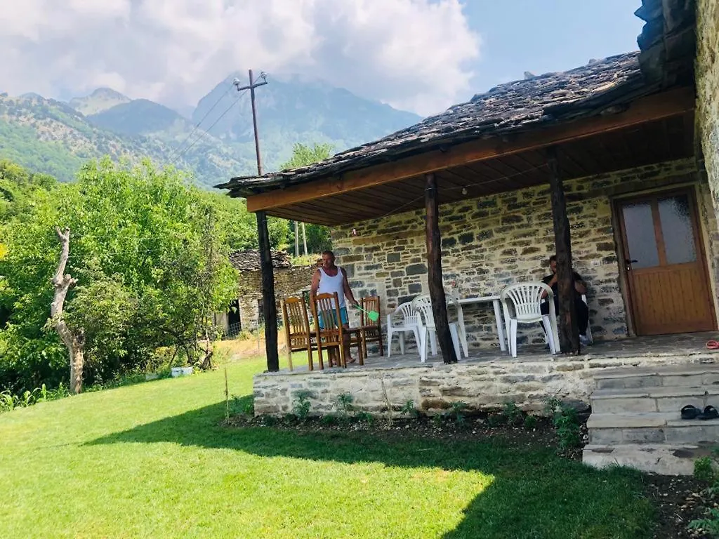 Lodge Guest House Qafe Dardha - Tomorr National Park Qafe Dardhe