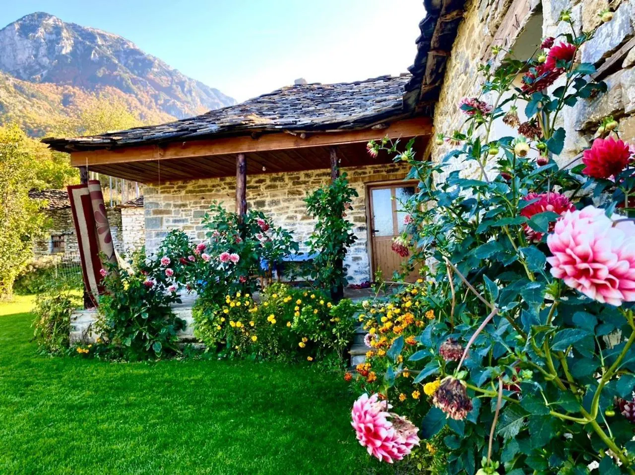 Guest House Qafe Dardha - Tomorr National Park Qafe Dardhe 0*,  Albania