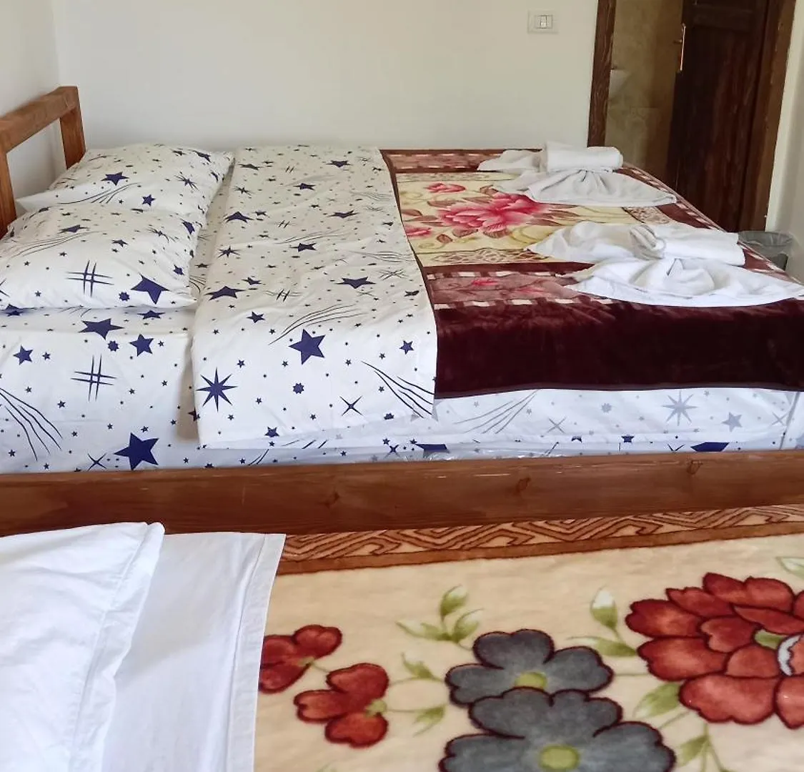 Guest House Qafe Dardha - Tomorr National Park Qafe Dardhe Albania